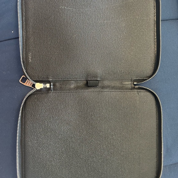 Medium sized Black checkered Louis Vuitton business file folder - Picture 3 of 3